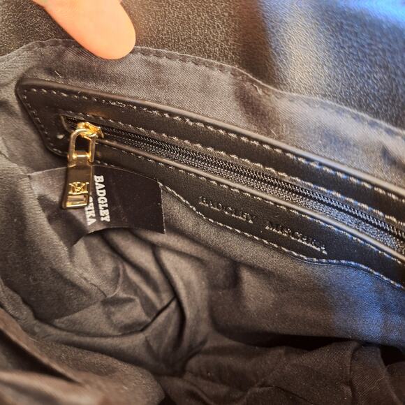 Badgley Mischka shoulder strap saddle bag faux leather black o ring trendy purse - Picture 3 of 7